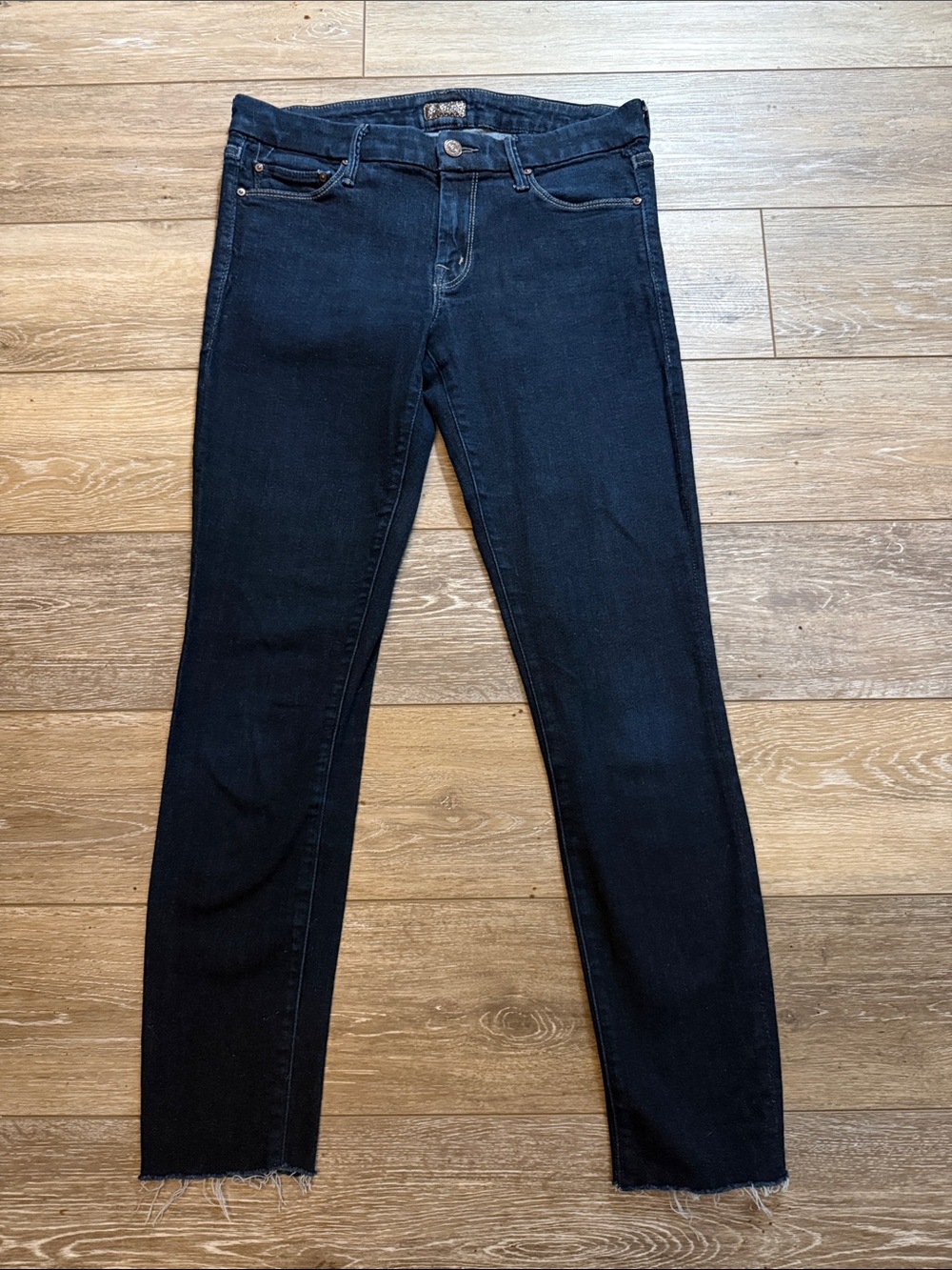 Mother dark wash jeans the looker sz 29